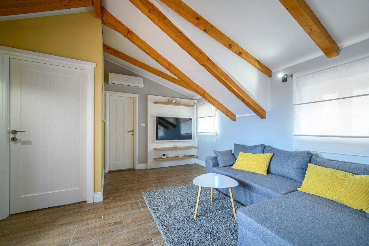 Apartments Orsula Near Old Town Šibenik Pokoj fotografie